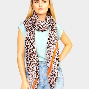 Leopard scarf with orange stripe